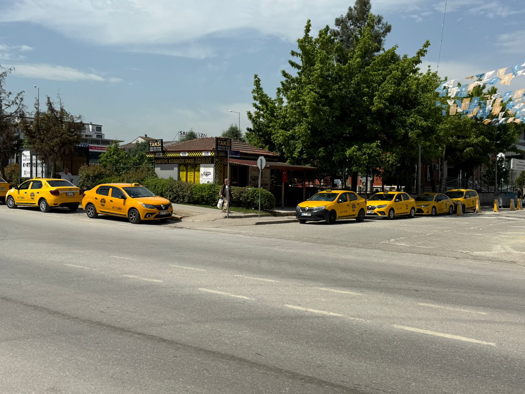 Köseköy Taksi Durağı Merkez ve 7/24 Hizmet