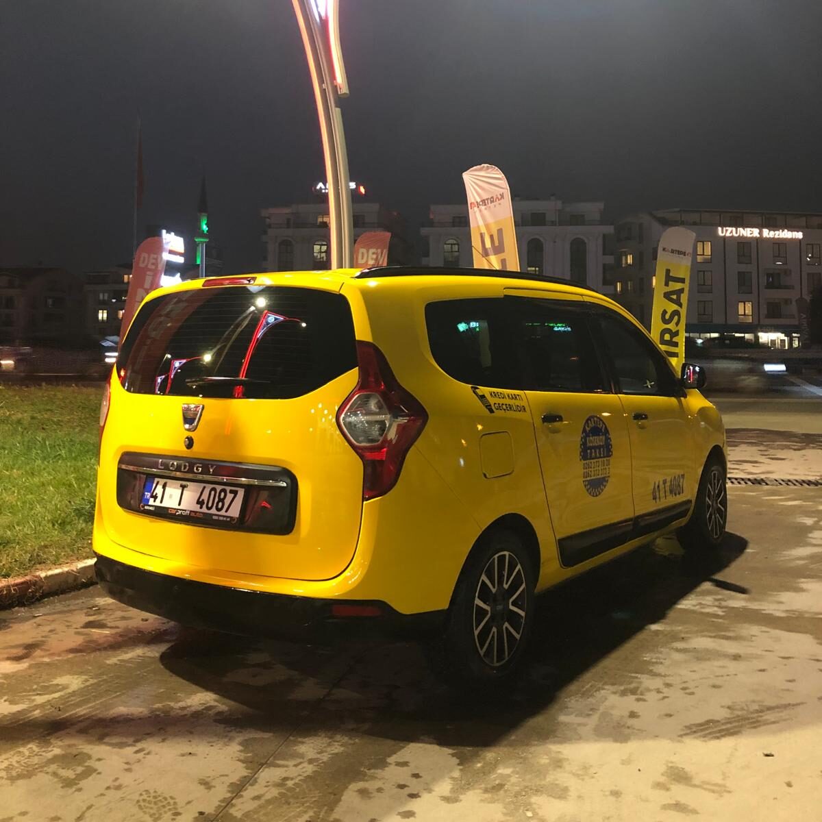Temiz ve Konforlu Taksi İçi VIP Hizmet